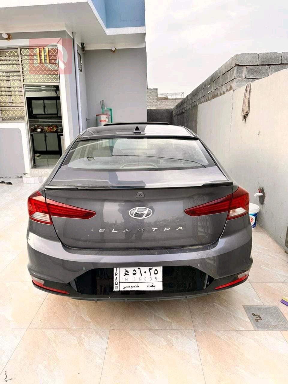 هیوندای ئەلەنترا